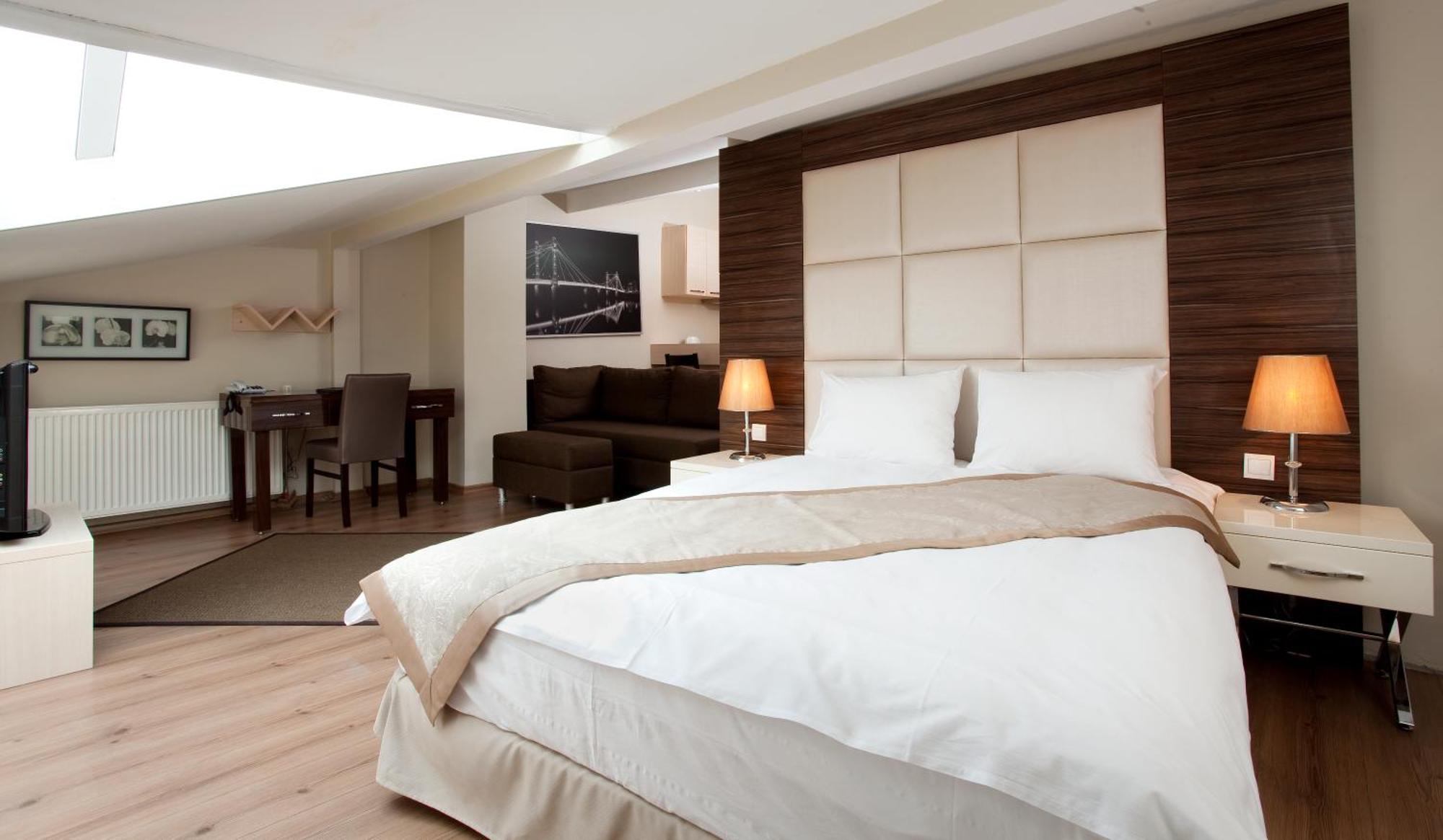 Derpa Hotel — Photos 2